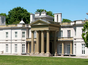 Dundurn Castle